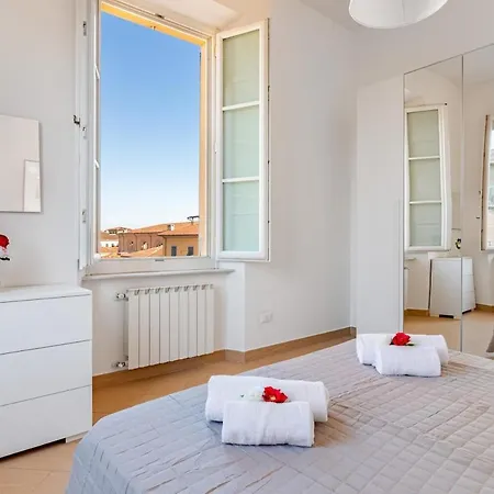 -cavour 8- 3 With Views - Near The Tower