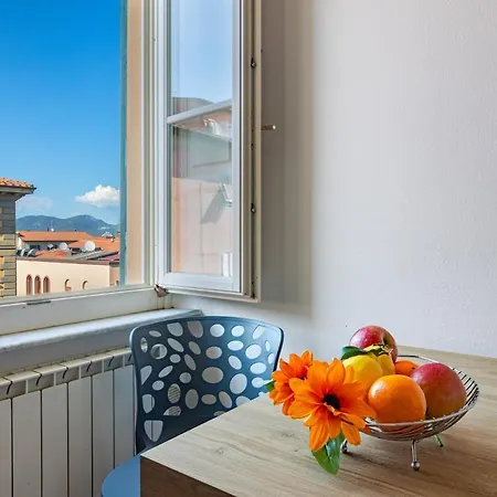 Apartament -cavour 8- 3 With Views - Near The Tower *
