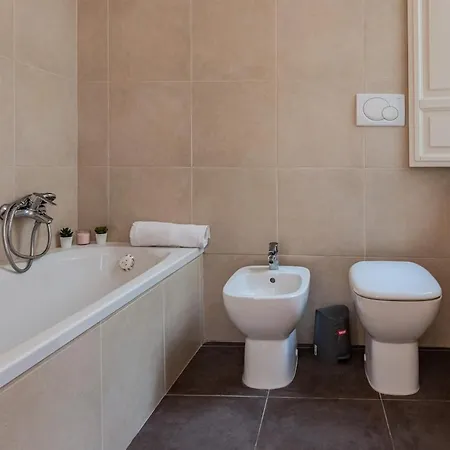 Apartment -cavour 8- 3 With Views - Near The Tower Pisa