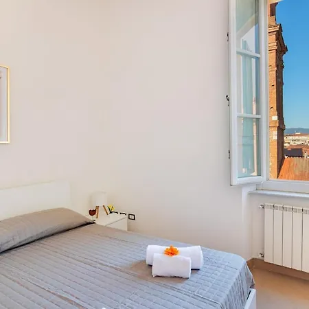 Apartment -cavour 8- 3 With Views - Near The Tower Pisa