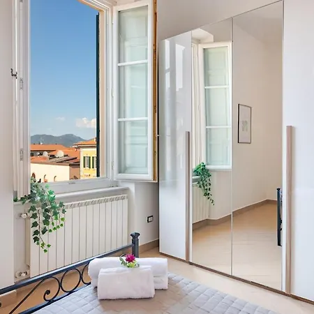 Apartment -cavour 8- 3 With Views - Near The Tower *