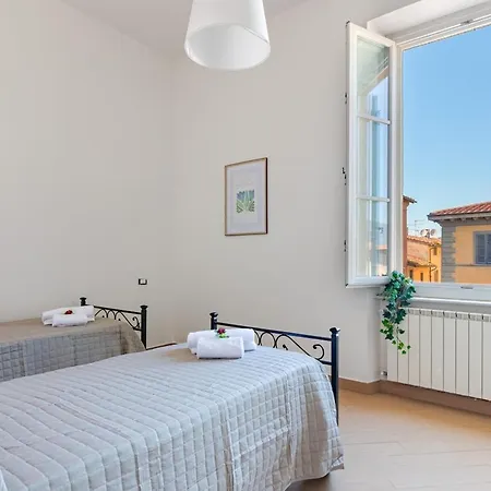 -cavour 8- 3 With Views - Near The Tower * Pise